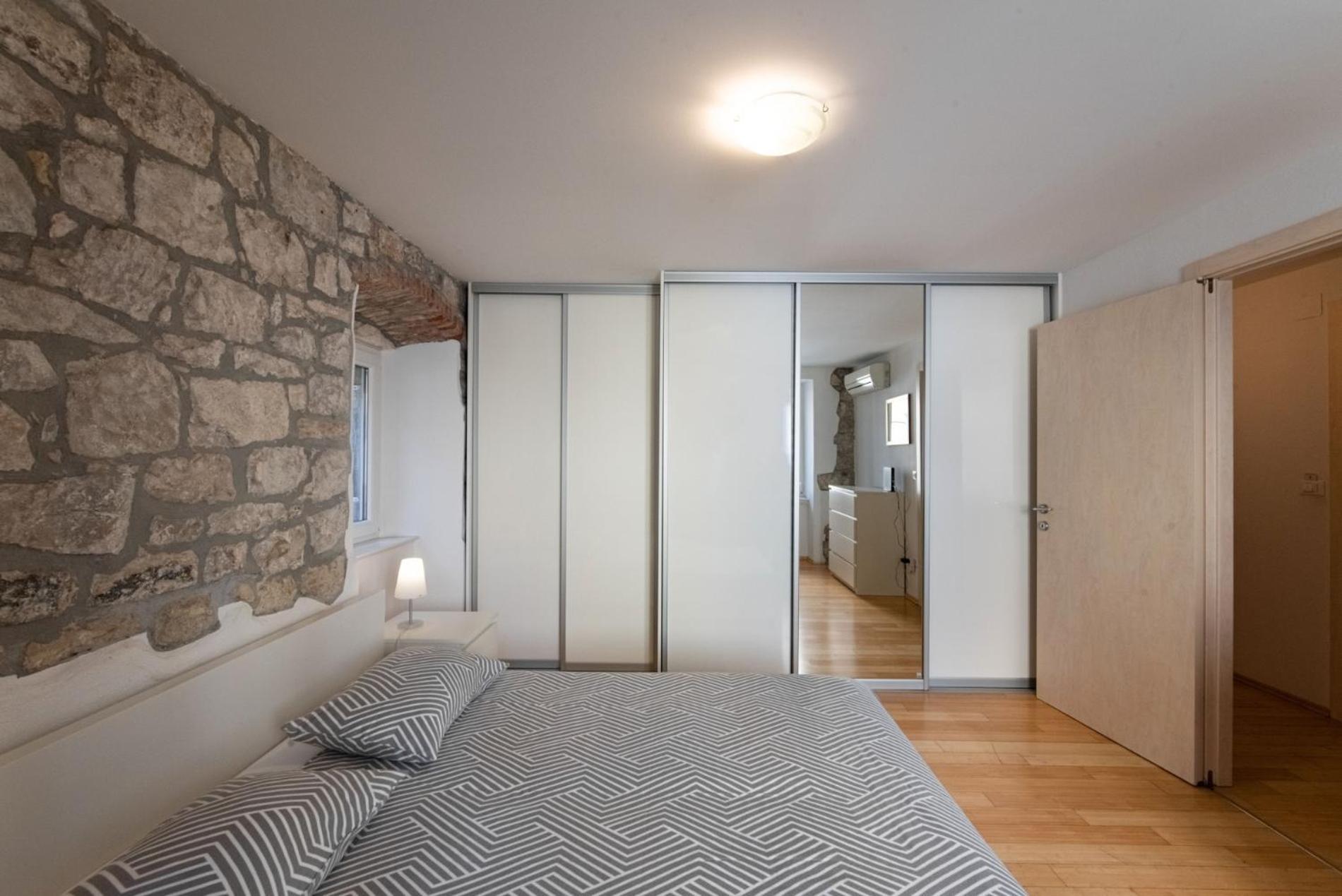 Duplex With Terrace In The City Centar Σπλιτ Εξωτερικό φωτογραφία