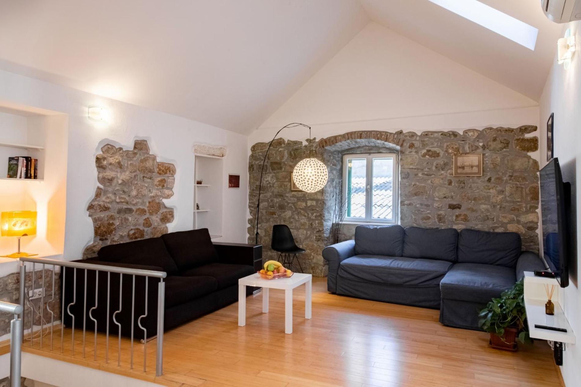 Duplex With Terrace In The City Centar Σπλιτ Εξωτερικό φωτογραφία