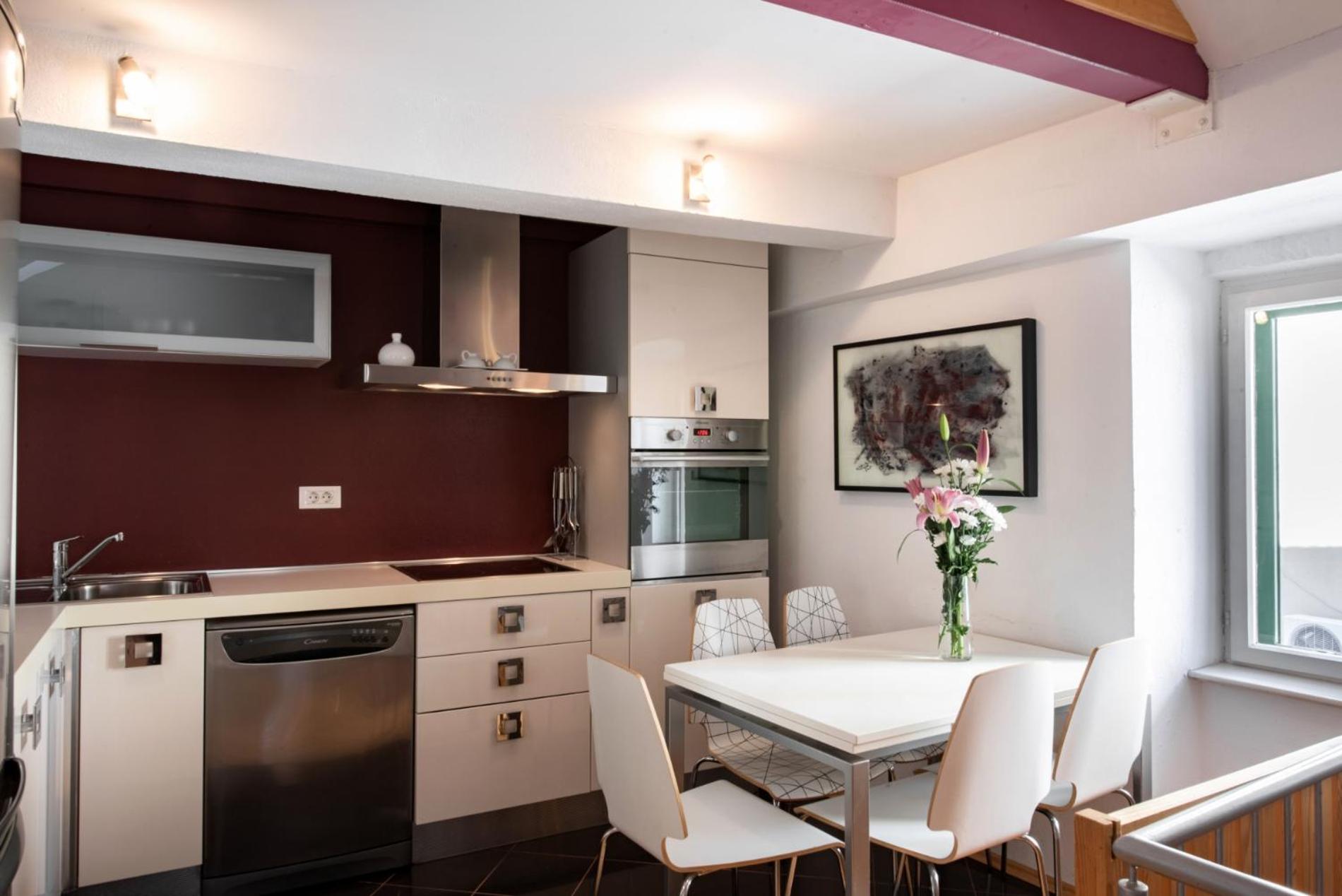 Duplex With Terrace In The City Centar Σπλιτ Εξωτερικό φωτογραφία