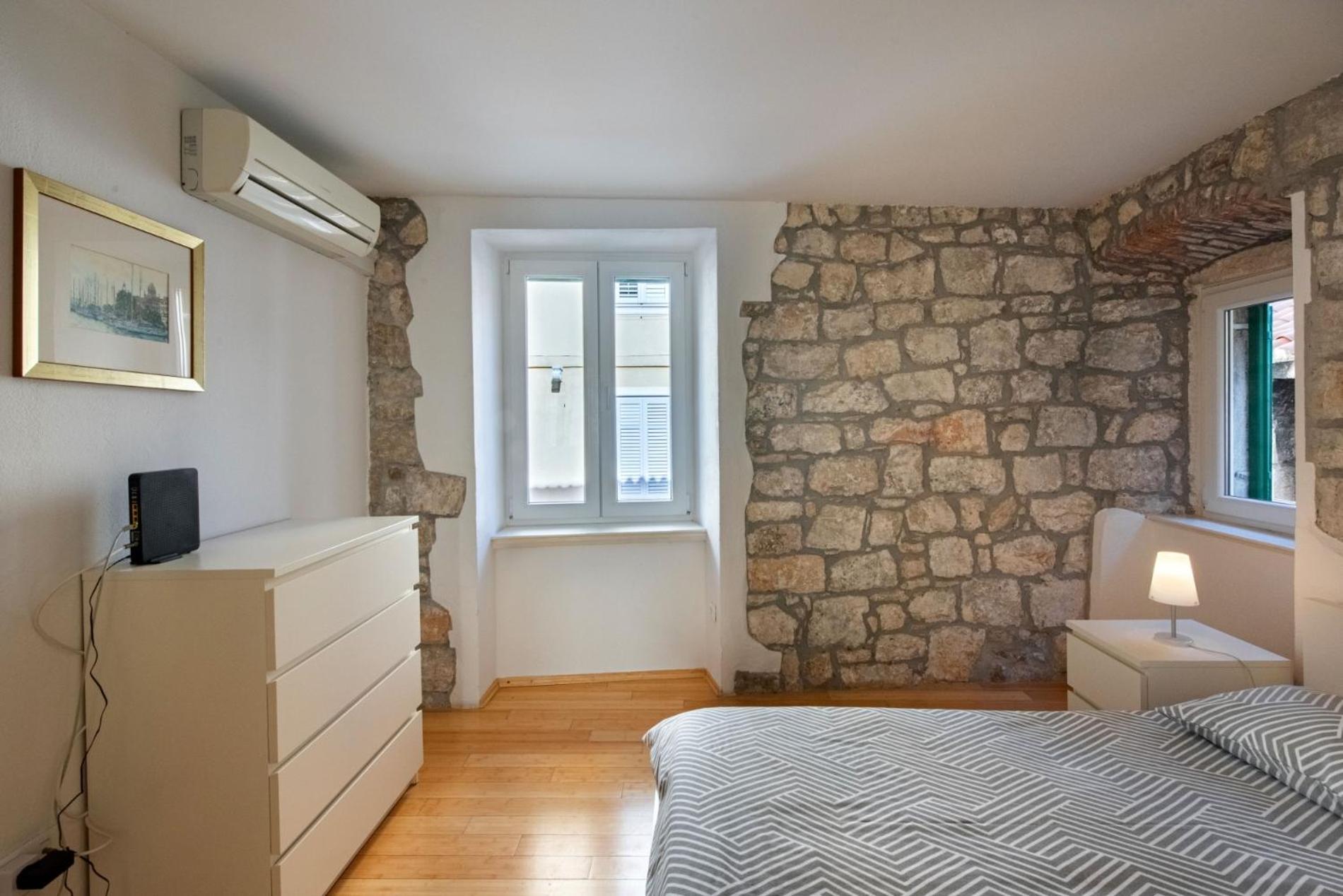 Duplex With Terrace In The City Centar Σπλιτ Εξωτερικό φωτογραφία