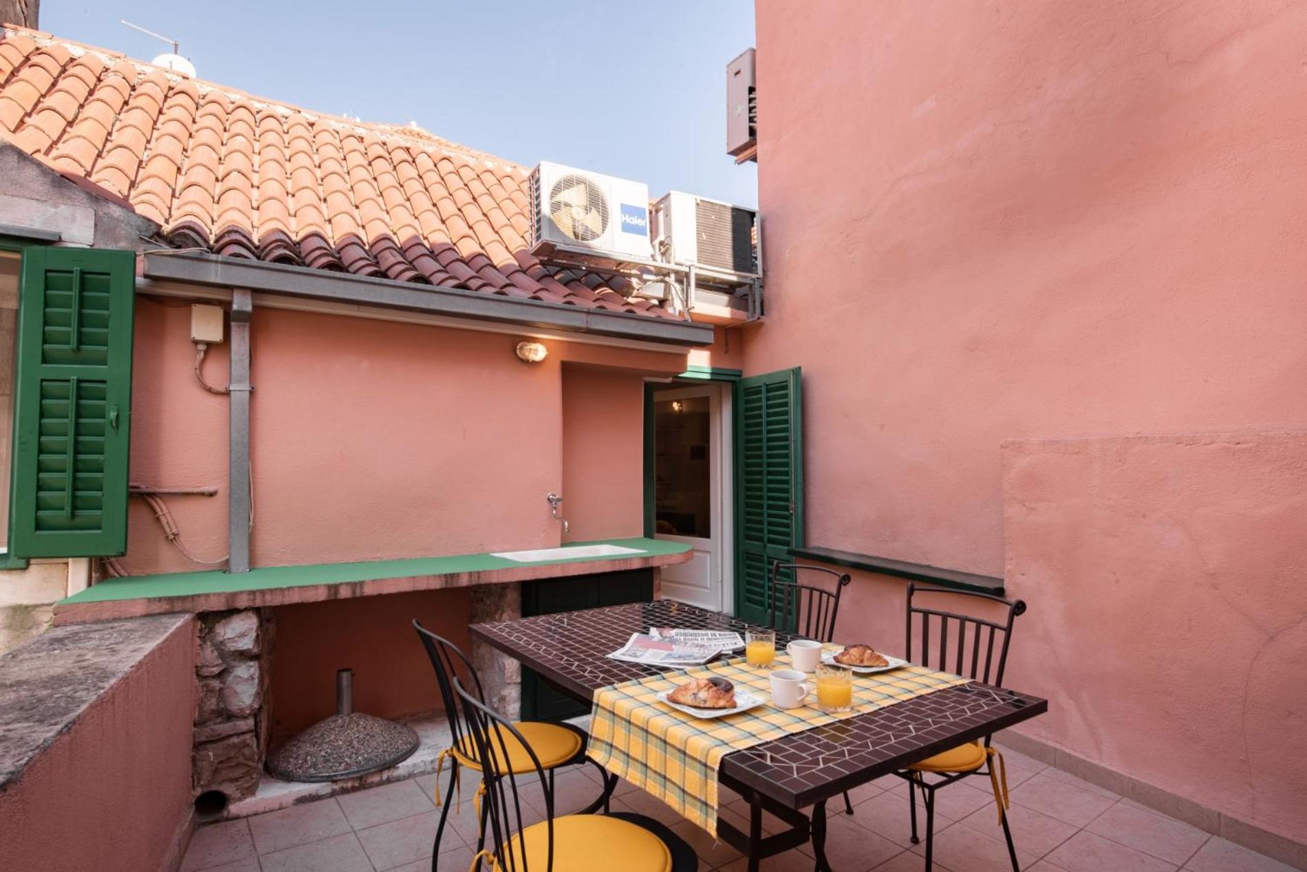 Duplex With Terrace In The City Centar Σπλιτ Εξωτερικό φωτογραφία